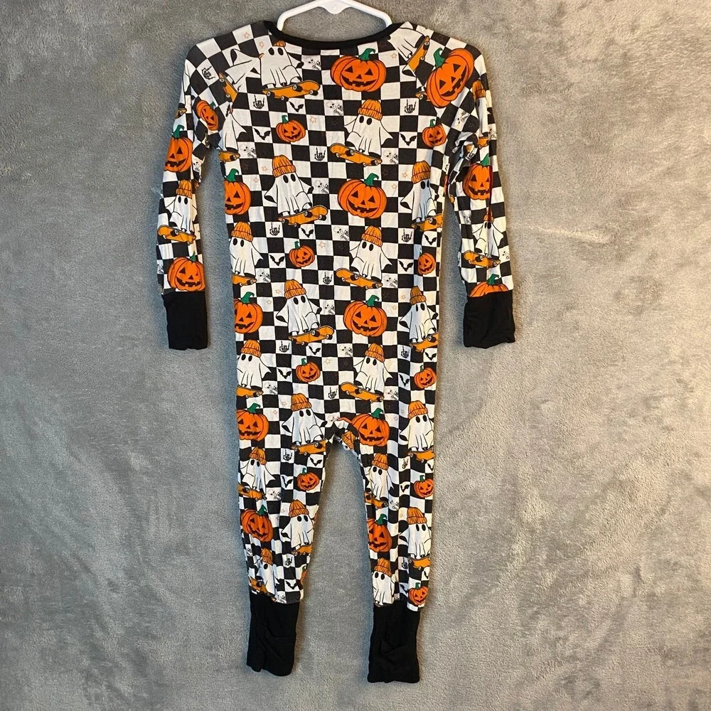 The Unbranded Brand adorable halloween